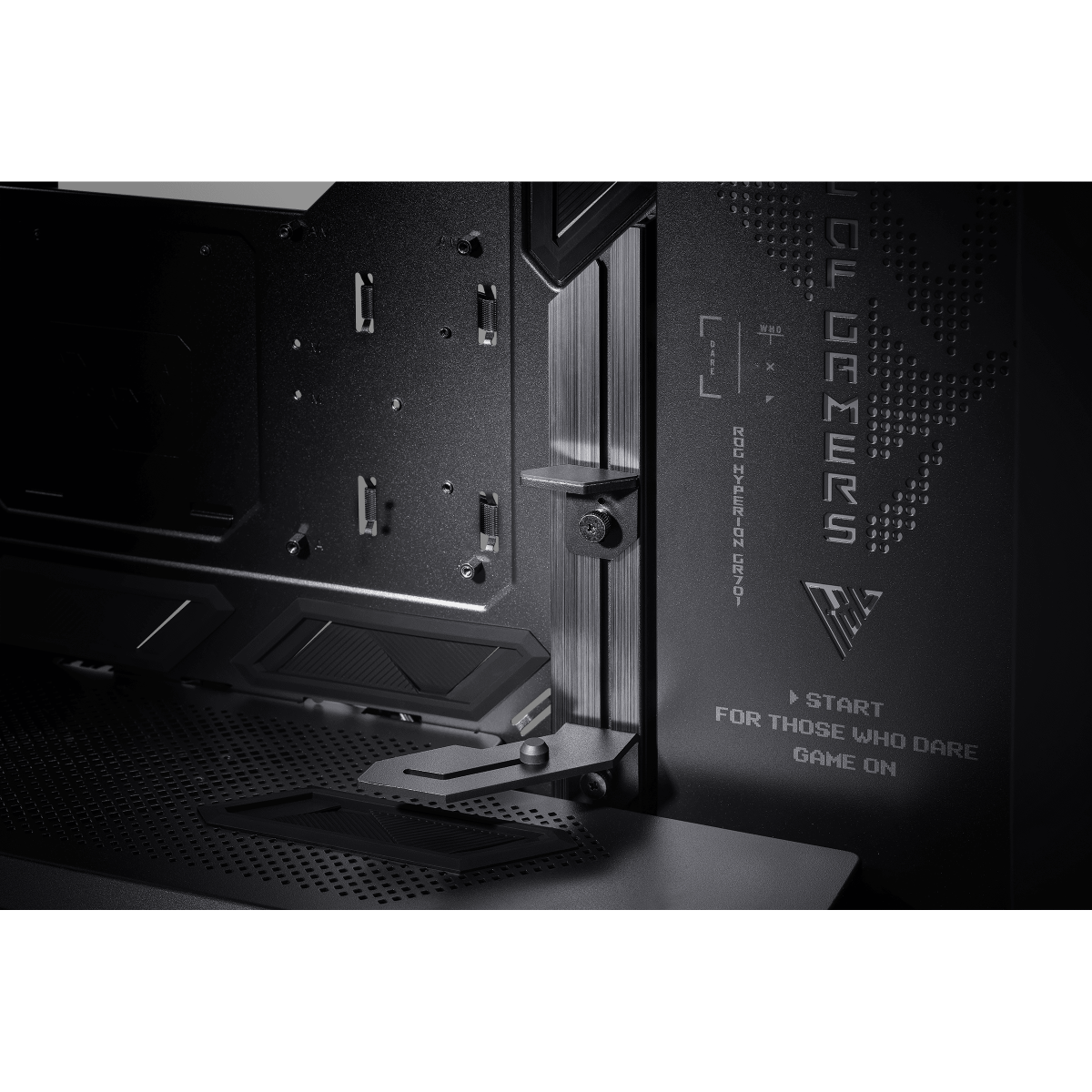 ASUS ROG Hyperion GR701 BTF Edition E-ATX Gaming Gehäuse thumbnail 6